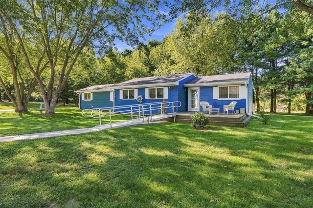 S 8825 Short Road, Eau Claire, WI 54701