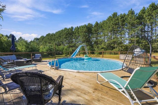 S 8825 Short Road, Eau Claire, WI 54701