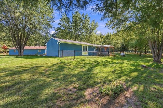 S 8825 Short Road, Eau Claire, WI 54701