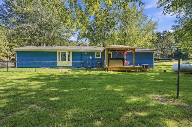 S 8825 Short Road, Eau Claire, WI 54701