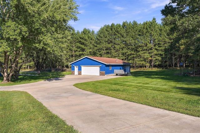 S 8825 Short Road, Eau Claire, WI 54701