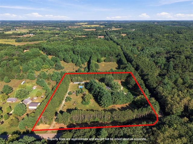 S 8825 Short Road, Eau Claire, WI 54701