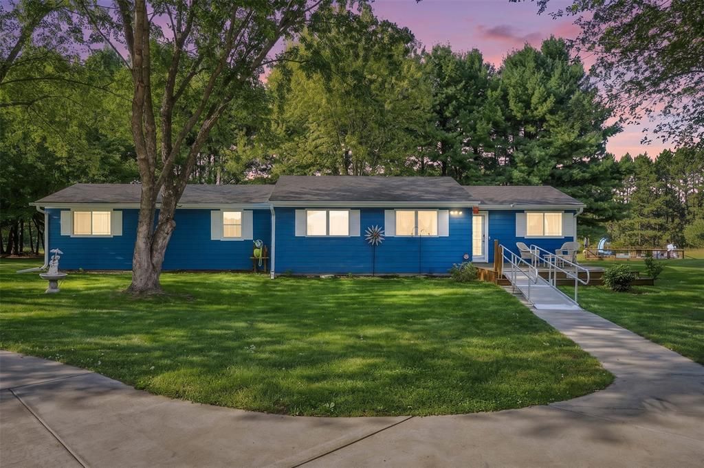 S 8825 Short Road, Eau Claire, WI 54701