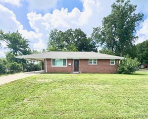 210 Mariae Lane, O'fallon, MO 63366