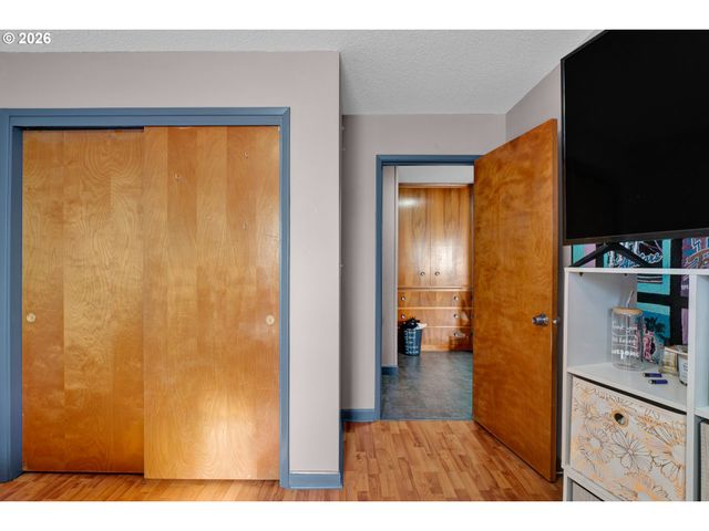 389 MAXWELL Rd, Eugene, OR 97404