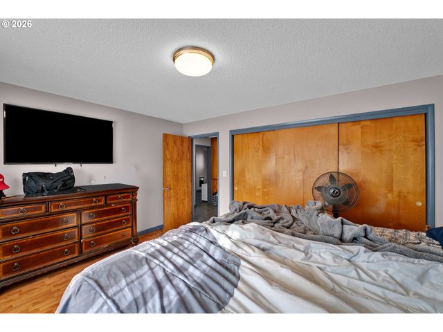 389 MAXWELL Rd, Eugene, OR 97404