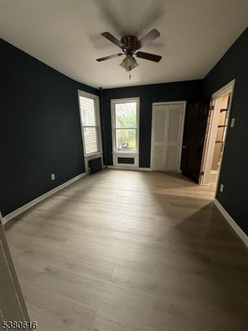 318 N 7Th St, Newark City, NJ 07107