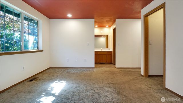 2109 Mark Street NE, Olympia, WA 98516