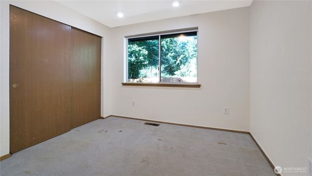 2109 Mark Street NE, Olympia, WA 98516