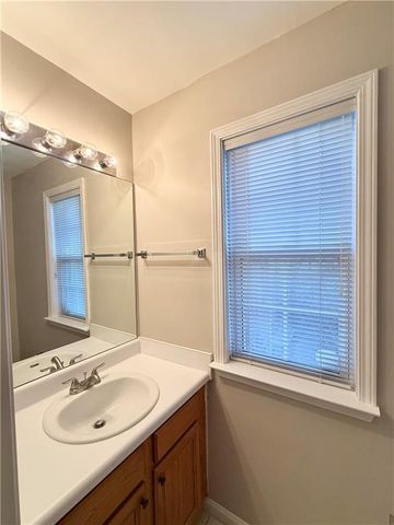 593 Lullingstone SE Drive, Marietta, GA 30067