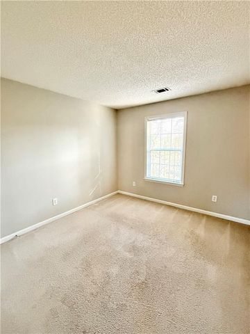 593 Lullingstone SE Drive, Marietta, GA 30067