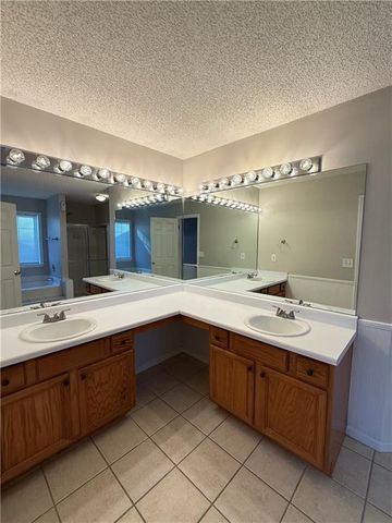 593 Lullingstone SE Drive, Marietta, GA 30067