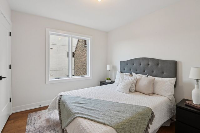 1536 W Chestnut Street B, Chicago, IL 60642