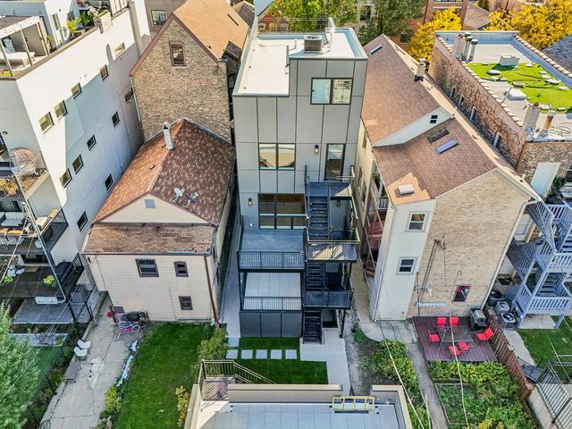 1536 W Chestnut Street B, Chicago, IL 60642