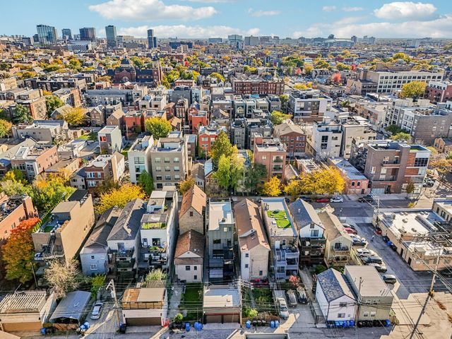 1536 W Chestnut Street B, Chicago, IL 60642