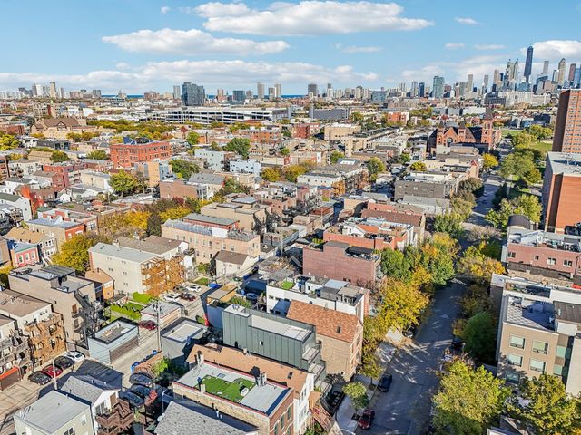 1536 W Chestnut Street B, Chicago, IL 60642