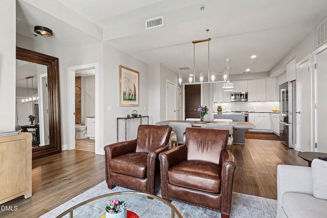 214 Hunt Street Apt 710, Durham, NC 27701