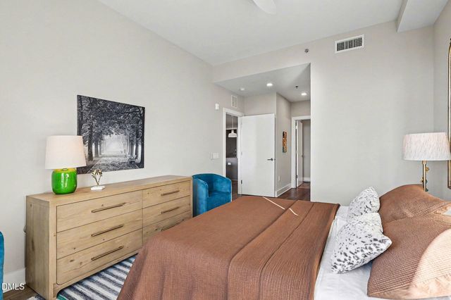 214 Hunt Street Apt 710, Durham, NC 27701