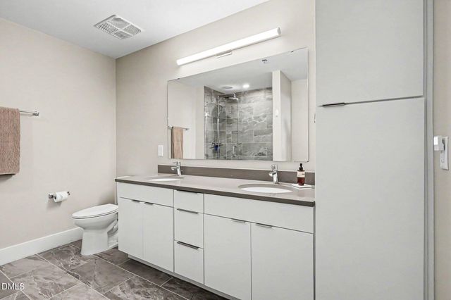 214 Hunt Street Apt 710, Durham, NC 27701