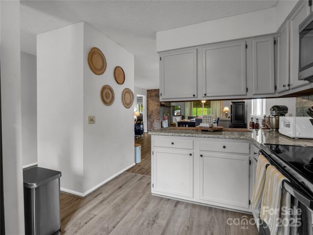 620 Britton Creek Drive 602, Hendersonville, NC 28791