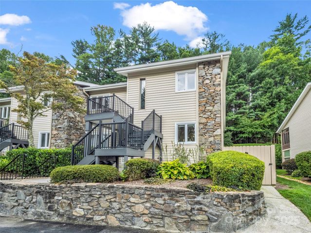 620 Britton Creek Drive 602, Hendersonville, NC 28791