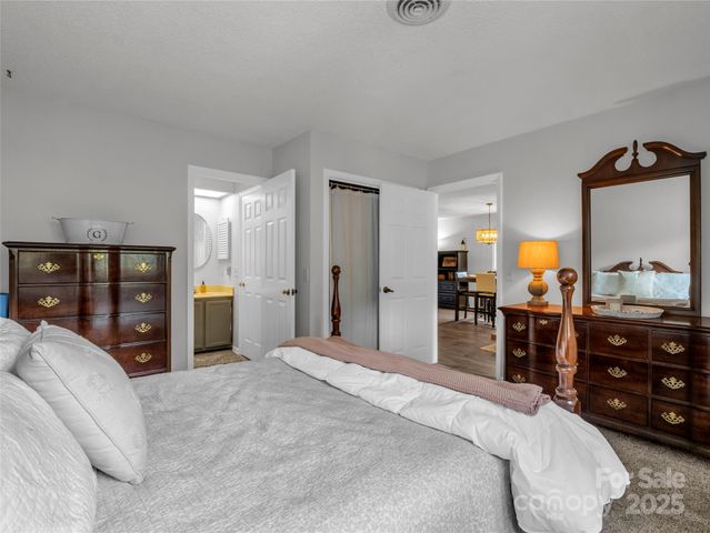 620 Britton Creek Drive 602, Hendersonville, NC 28791
