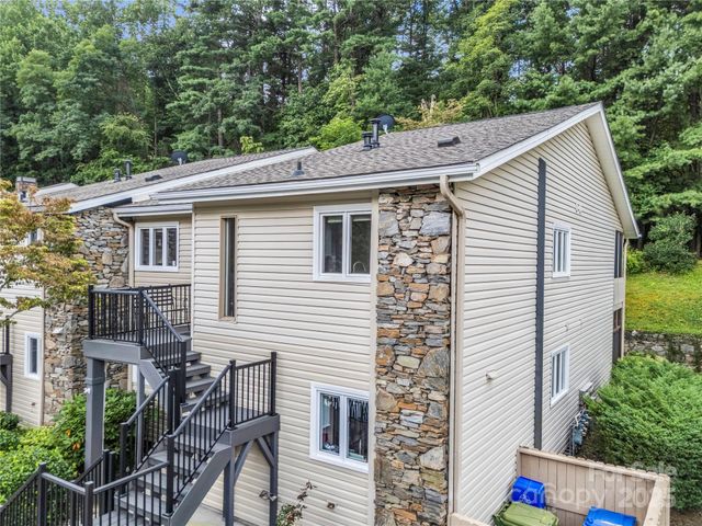 620 Britton Creek Drive 602, Hendersonville, NC 28791
