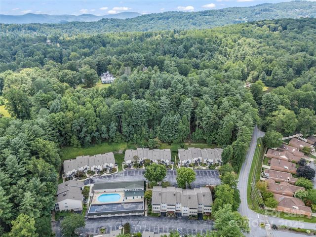 620 Britton Creek Drive 602, Hendersonville, NC 28791