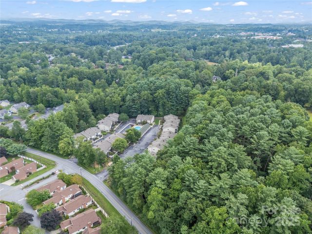 620 Britton Creek Drive 602, Hendersonville, NC 28791