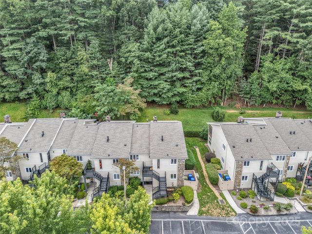 620 Britton Creek Drive 602, Hendersonville, NC 28791