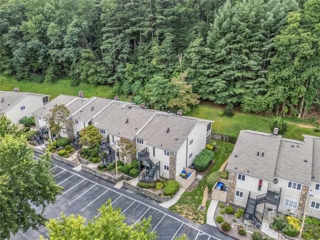 620 Britton Creek Drive 602, Hendersonville, NC 28791