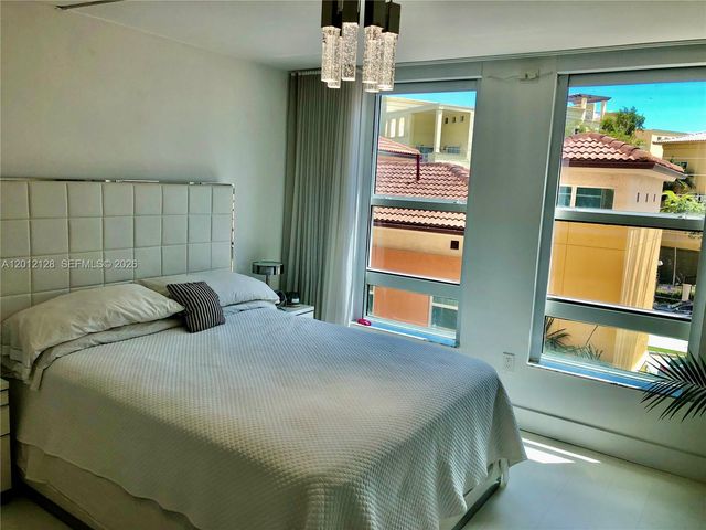 90 Alton Rd 307, Miami Beach, FL 33139