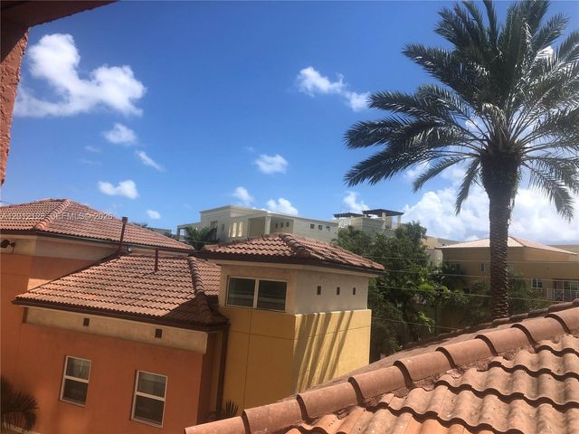 90 Alton Rd 307, Miami Beach, FL 33139