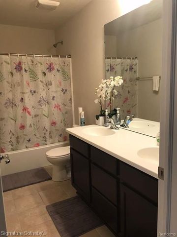 22309 Acadia Way, Northville, MI 48167