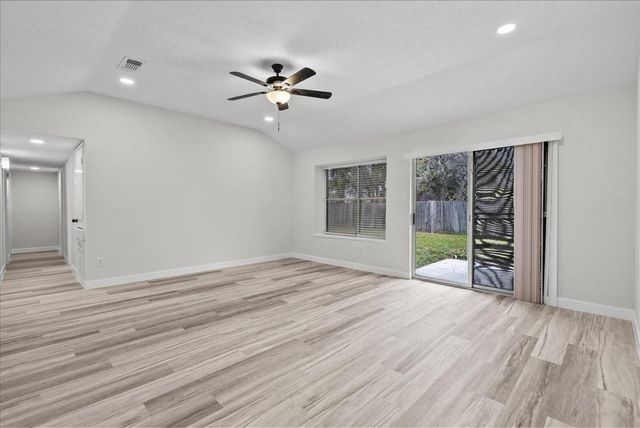 4903 Ripple Creek Drive, Baytown, TX 77521