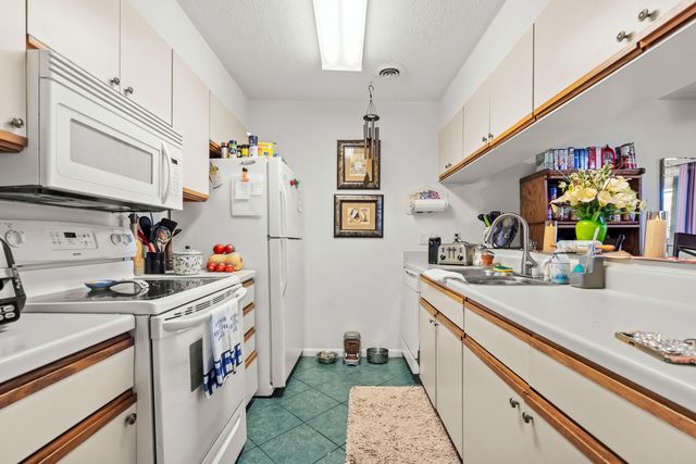 9553 Edgerton Dr Apt D3, Myrtle Beach, SC 29572