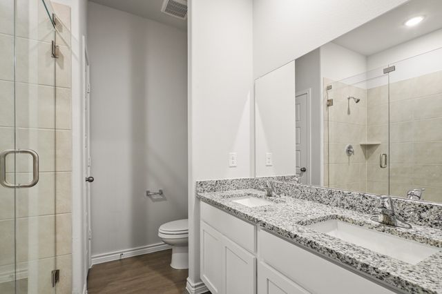 1008 Wingjet Way, Fort Worth, TX 76131