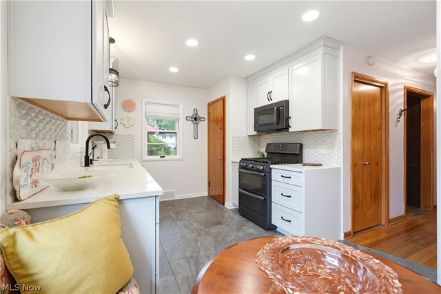 3632 Edgewood Drive, Stow, OH 44224
