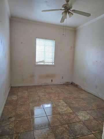 16290 Hawthorne Avenue, Anderson, CA 96007