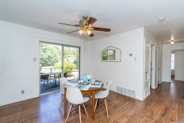 309 MAPLE DR, Schertz, TX 78154