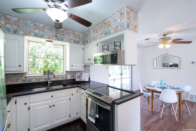 309 MAPLE DR, Schertz, TX 78154