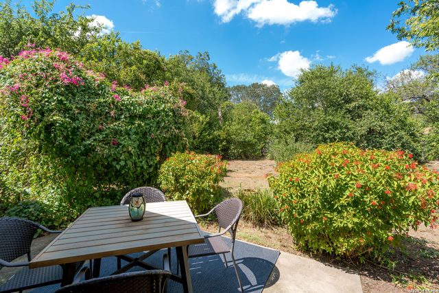 309 MAPLE DR, Schertz, TX 78154