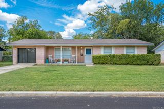 309 MAPLE DR, Schertz, TX 78154