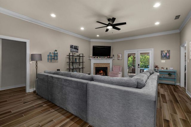 175 Kayla Lane, Longview, TX 75602