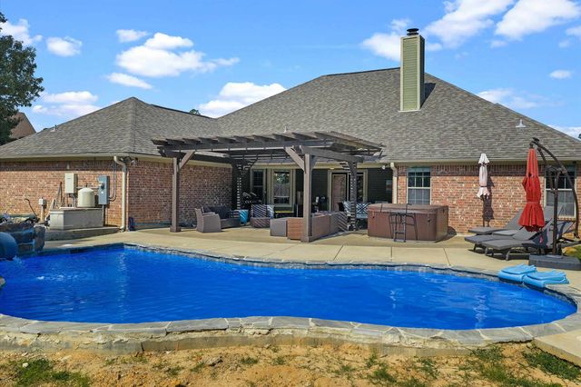 175 Kayla Lane, Longview, TX 75602
