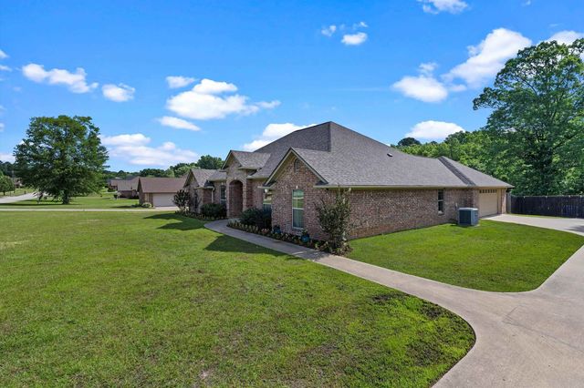 175 Kayla Lane, Longview, TX 75602