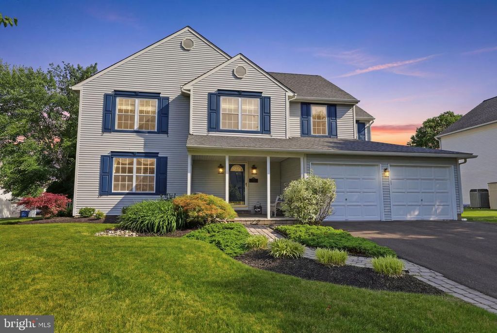 50 COPPERLEAF DR, Newtown, PA 18940