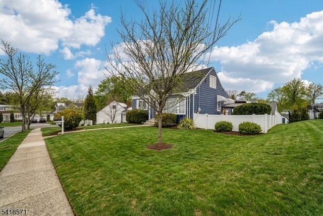 470 Capitol Rd, New Milford Boro, NJ 07646