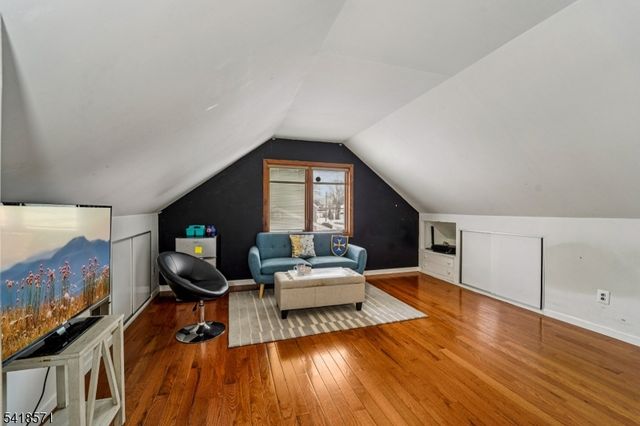 470 Capitol Rd, New Milford Boro, NJ 07646