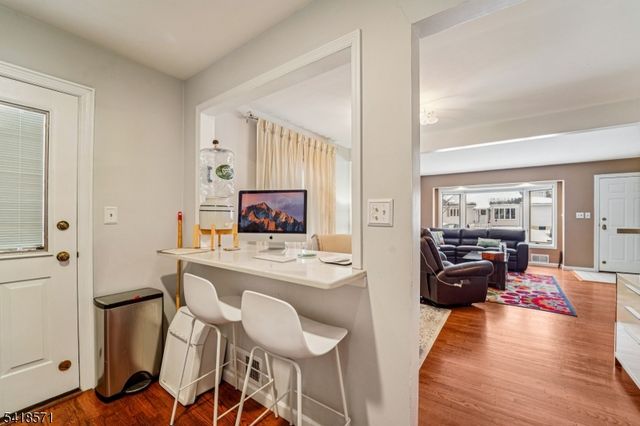 470 Capitol Rd, New Milford Boro, NJ 07646